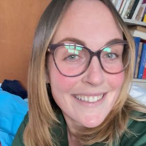 Meet your Posher, Elizabeth